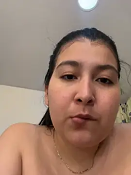 evelyn 1702 online show from July 2026 11:58:01 PM