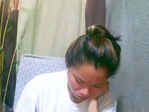 Sweeetgurll online show from April 2026 02:27:02 AM