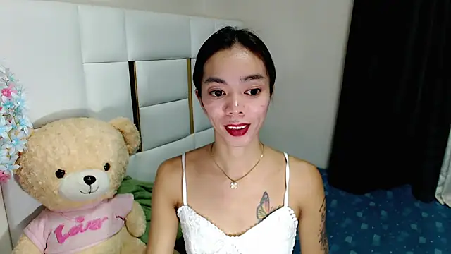 Snapshot of diamondnaked_ chatting on September 2025 05:03:01 PM diamondnaked  online show from September 2025 05:03:01 PM