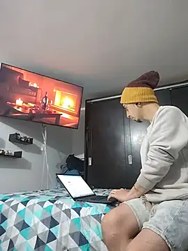 abnerdam01 online show from November 2025 01:54:02 PM