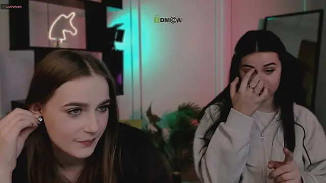 aria moo online show from November 2025 07:24:02 PM