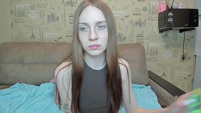 Kelly Gerzikaa online show from November 2025 06:49:01 AM