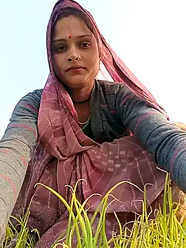 Snapshot of Sapna9685 chatting on December 2025 10:11:02 AM Sapna9685 online show from December 2025 10:11:02 AM