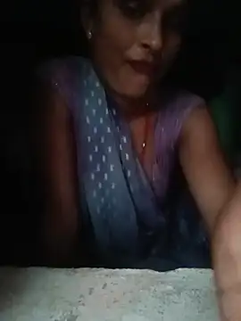Snapshot of Sapna9685 chatting on August 2026 04:26:01 AM Sapna9685 online show from August 2026 04:26:01 AM