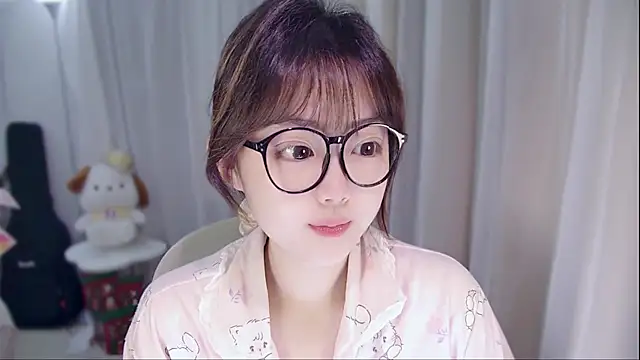 YUANYUAN-A online show from March 2026 12:11:01 PM