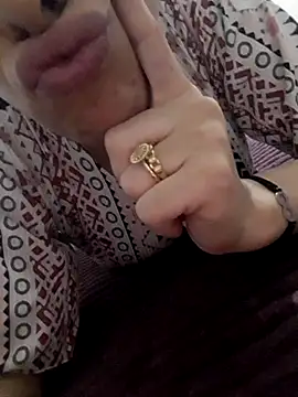 Ahalm online show from September 2025 07:25:02 PM