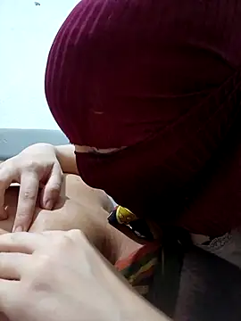 Ahalm online show from October 2025 10:00:02 PM