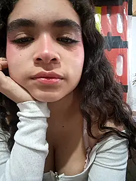 KENDALL ART online show from November 2025 09:40:01 PM