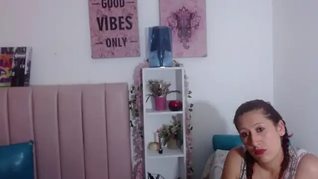 Chloe Wiild online show from September 2025 07:16:01 PM