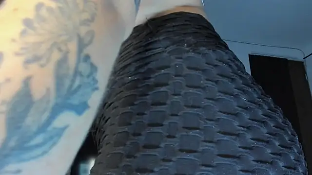 tianastone  online show from November 2025 02:33:01 AM