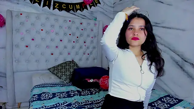 Ari and Storm online show from April 2026 05:36:01 PM