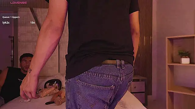 LiamDeep online show from January 2026 09:07:02 PM