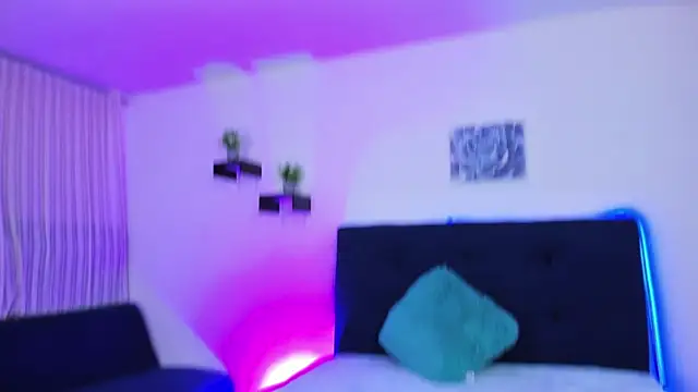 Snapshot of EimmyCruz_mc chatting on September 2025 05:40:02 PM EimmyCruz mc online show from September 2025 05:40:02 PM