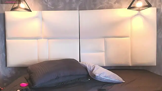 SunshineLizzy online show from October 2025 01:01:01 PM