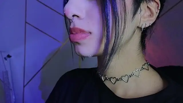 Hollyxx  online show from October 2025 11:35:01 AM