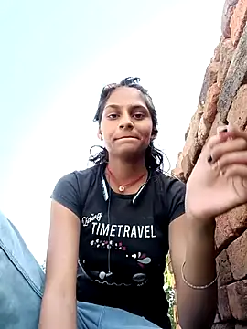 Snapshot of Jyoti_thakurr chatting on September 2025 03:38:02 AM Jyoti thakurr online show from September 2025 03:38:02 AM