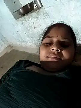 Sheema tyagi online show from October 2025 09:06:01 PM