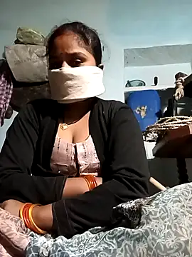 Sheema tyagi online show from November 2025 08:19:02 PM