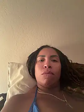 bobbiebbb online show from May 2026 06:42:01 AM