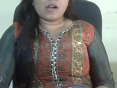 Snapshot of Aanya_Hazel chatting on October 2025 09:16:01 PM Aanya Hazel online show from October 2025 09:16:01 PM