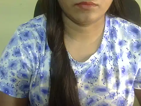 Snapshot of Aanya_Hazel chatting on October 2025 10:11:01 PM Aanya Hazel online show from October 2025 10:11:01 PM