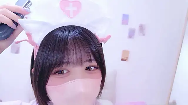 Hinata Sun online show from March 2026 12:44:01 PM