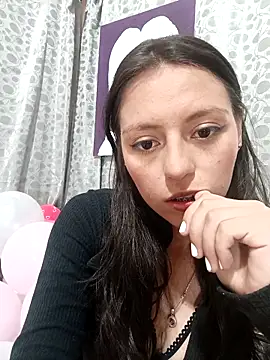 Snapshot of Lahila_ chatting on April 2026 02:22:01 PM Lahila online show from April 2026 02:22:01 PM