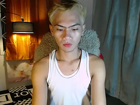 alex cummer online show from April 2026 10:08:02 AM