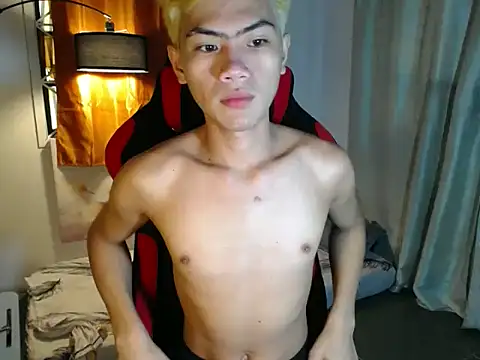 alex cummer online show from April 2026 11:52:02 PM