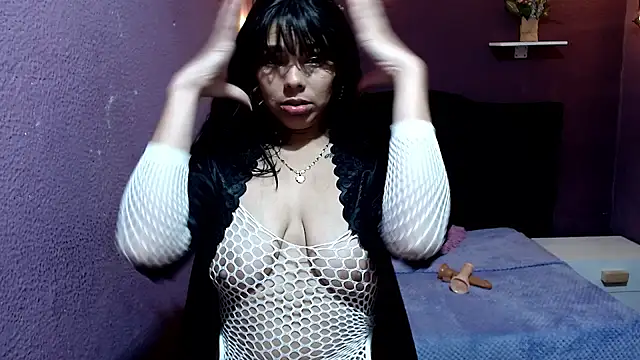 brenda smile33 online show from September 2025 01:44:02 PM