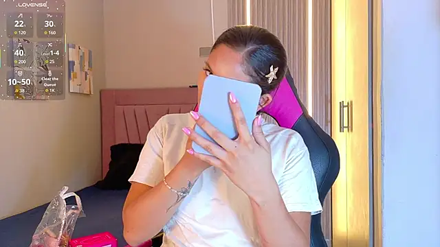 Laly Cherry  online show from November 2025 12:27:02 PM