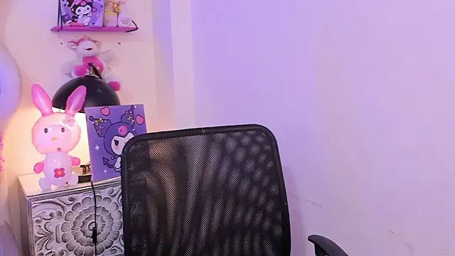 Snapshot of Missy_Aprill chatting on September 2025 12:59:02 PM Missy Aprill online show from September 2025 12:59:02 PM