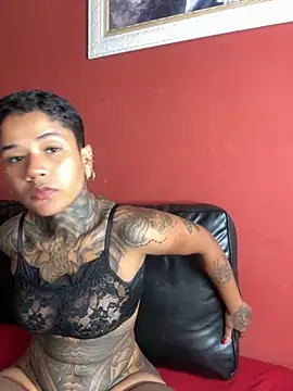 Snapshot of xbigpeach chatting on September 2025 05:57:02 PM xbigpeach online show from September 2025 05:57:02 PM