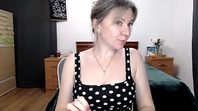 ParadiseAlina online show from February 2026 08:01:01 PM