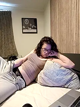 Snapshot of JezebelDutch chatting on April 2026 10:49:02 AM JezebelDutch online show from April 2026 10:49:02 AM