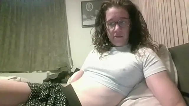 Snapshot of JezebelDutch chatting on July 2026 10:54:02 AM JezebelDutch online show from July 2026 10:54:02 AM