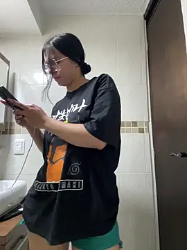 Clawd hot online show from November 2025 11:16:02 PM