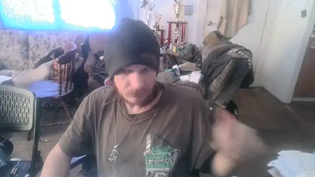 Poundtown1226 online show from December 2025 03:50:01 PM