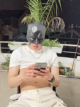 anhkiet huang online show from November 2025 01:22:01 PM