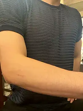 anhkiet huang online show from January 2026 03:38:02 PM