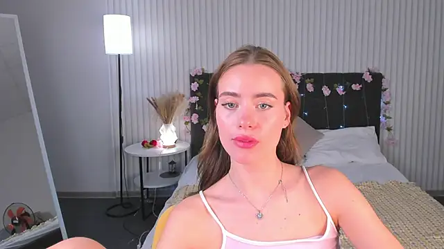 Ameli Povilain online show from September 2025 11:48:01 AM