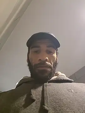 Snapshot of GuyInNY chatting on November 2025 03:31:02 AM GuyInNY online show from November 2025 03:31:02 AM