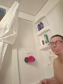 Eyelisss online show from November 2025 03:34:01 PM