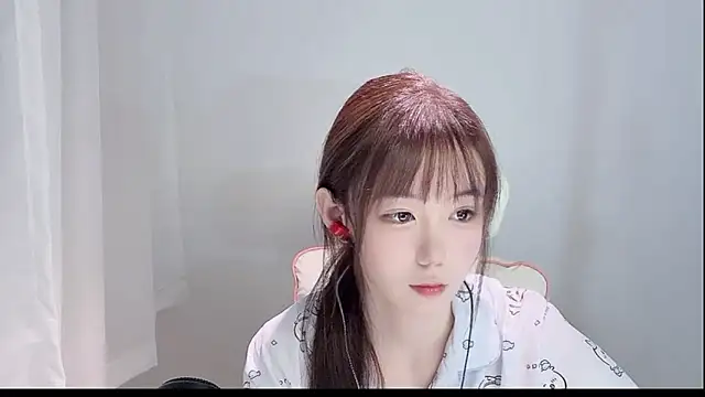 Xiao-runbao online show from October 2025 02:30:02 PM