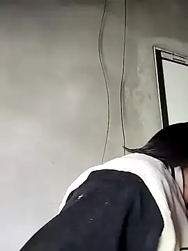 kute-00 online show from January 2026 03:55:01 AM