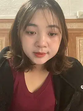 Snapshot of Lonnina chatting on October 2025 02:12:02 AM Lonnina online show from October 2025 02:12:02 AM