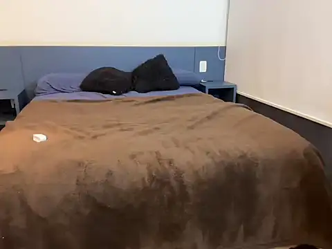 yourghostfit online show from April 2026 10:57:02 PM