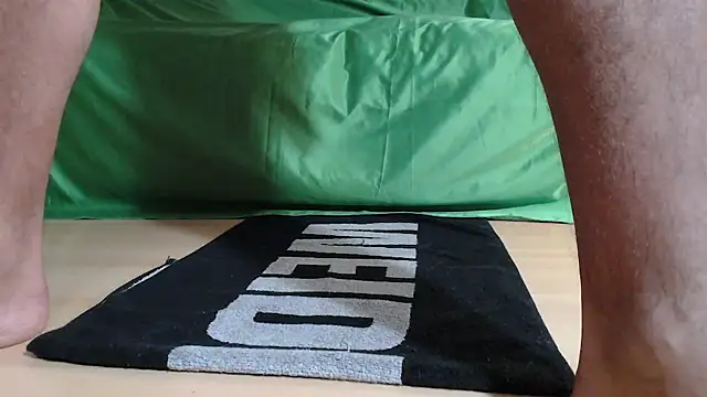 MrGivemethemost online show from November 2025 11:10:01 AM