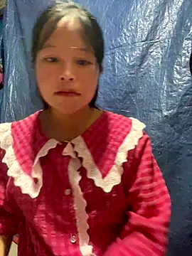 Snapshot of O_o_UwU_o_O chatting on September 2025 04:23:02 AM O o UwU o O online show from September 2025 04:23:02 AM