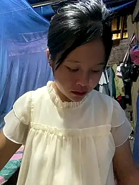 Snapshot of O_o_UwU_o_O chatting on October 2025 02:00:02 AM O o UwU o O online show from October 2025 02:00:02 AM